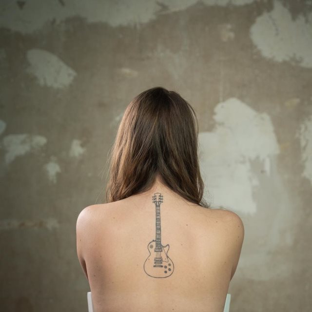 tattoo feminin musicale 53