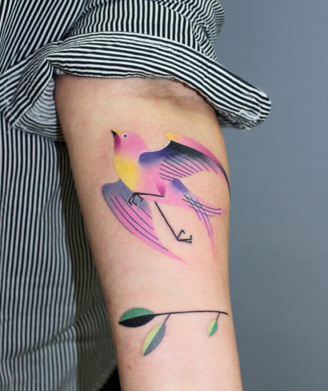 tattoo feminin oiseau 01