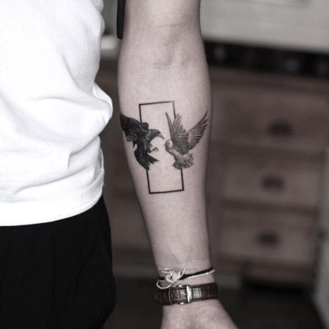 tattoo feminin oiseau 15