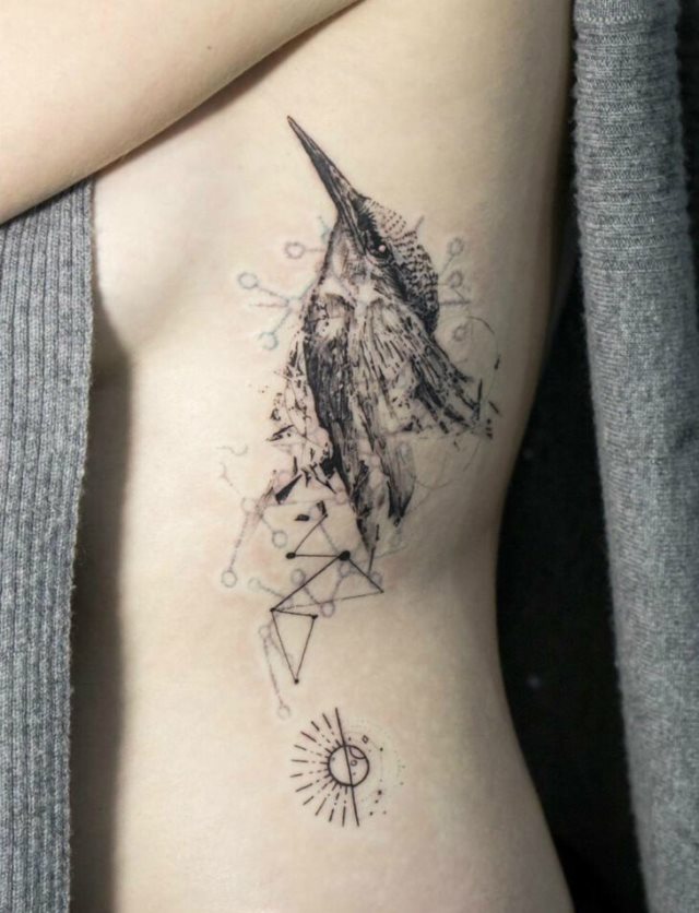 tattoo feminin oiseau 32