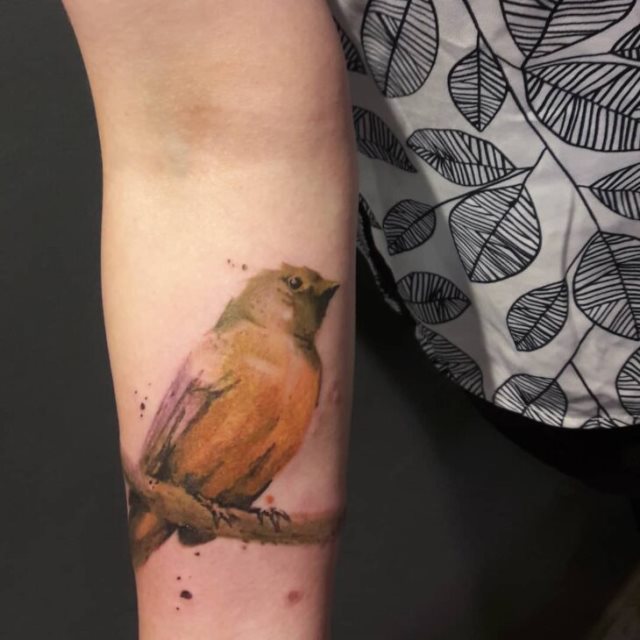 tattoo feminin oiseau 37