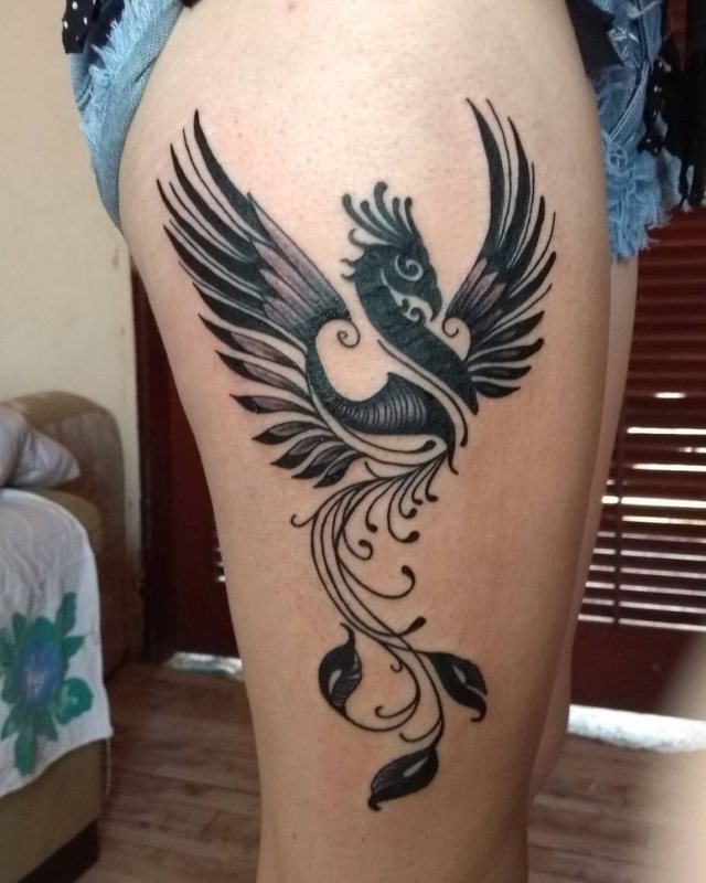 tattoo feminin phoenix 08