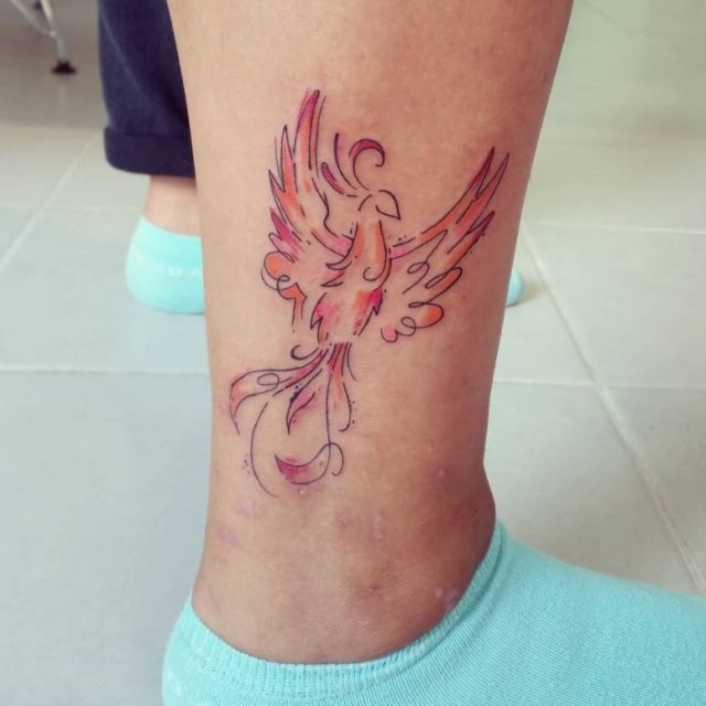 tattoo feminin phoenix 15
