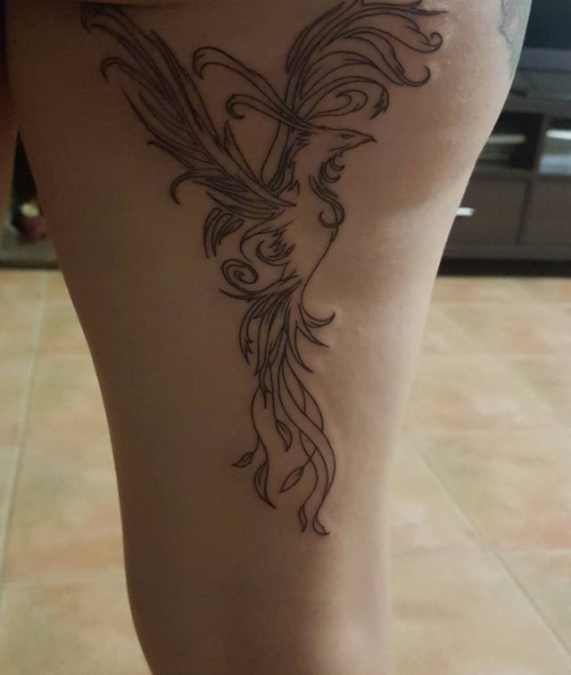 tattoo feminin phoenix 17