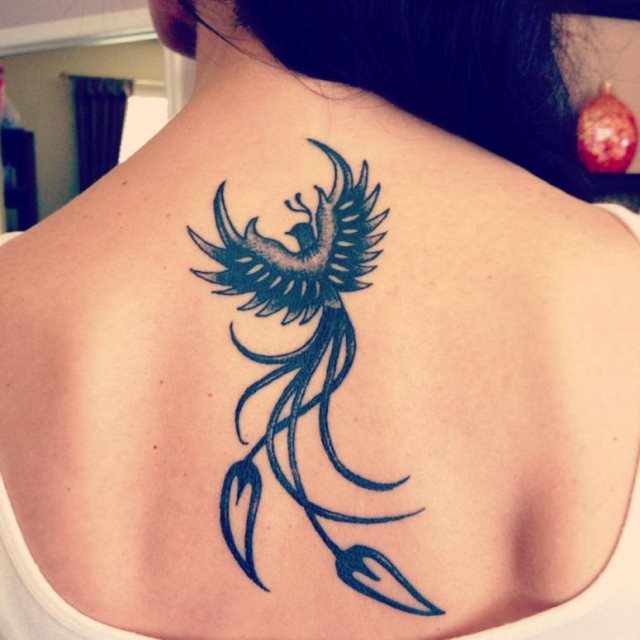 tattoo feminin phoenix 18