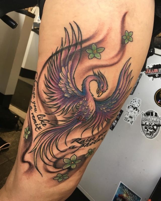tattoo feminin phoenix 19