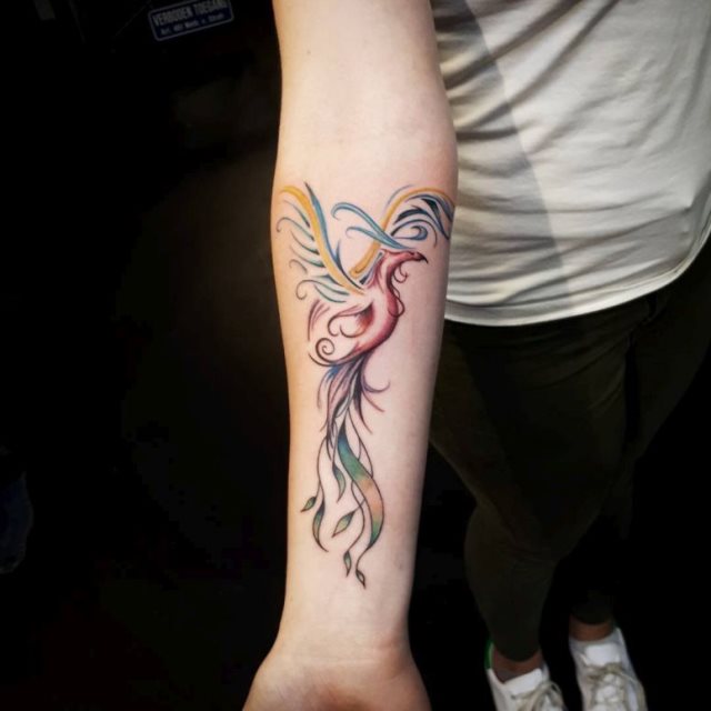 tattoo feminin phoenix 20