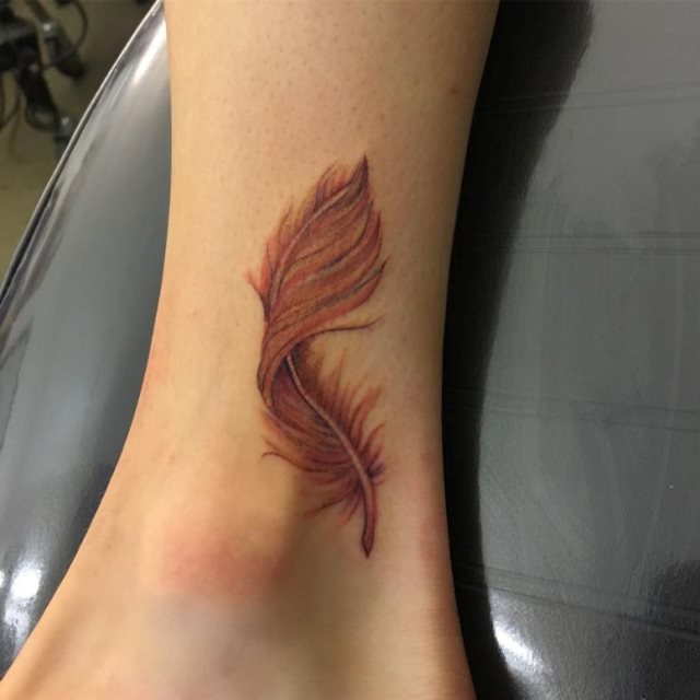 tattoo feminin phoenix 23