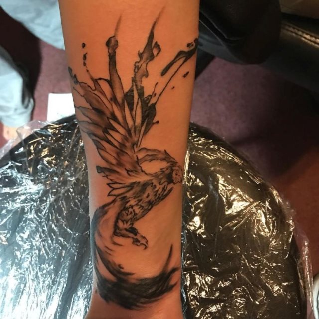 tattoo feminin phoenix 35