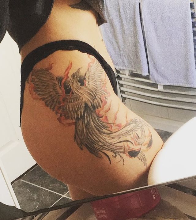 tattoo feminin phoenix 37