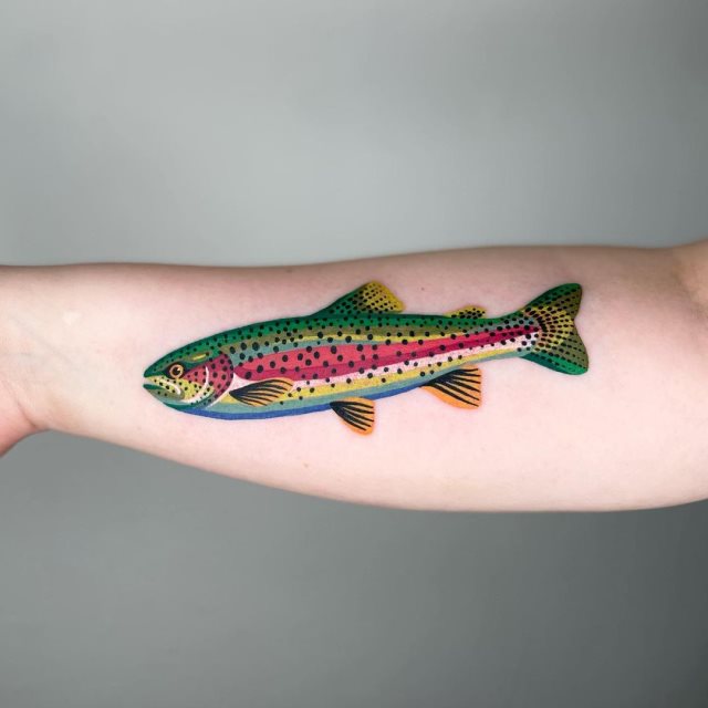 tattoo feminin poisson 27