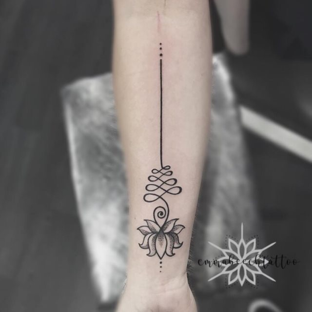 tattoo feminin pour avant bras 51