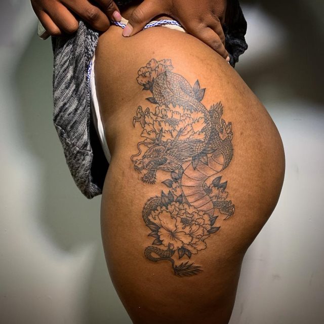 tattoo feminin pour bassin 26