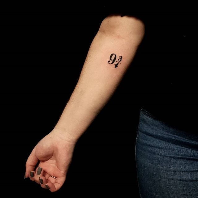 tattoo feminin pour bras 139