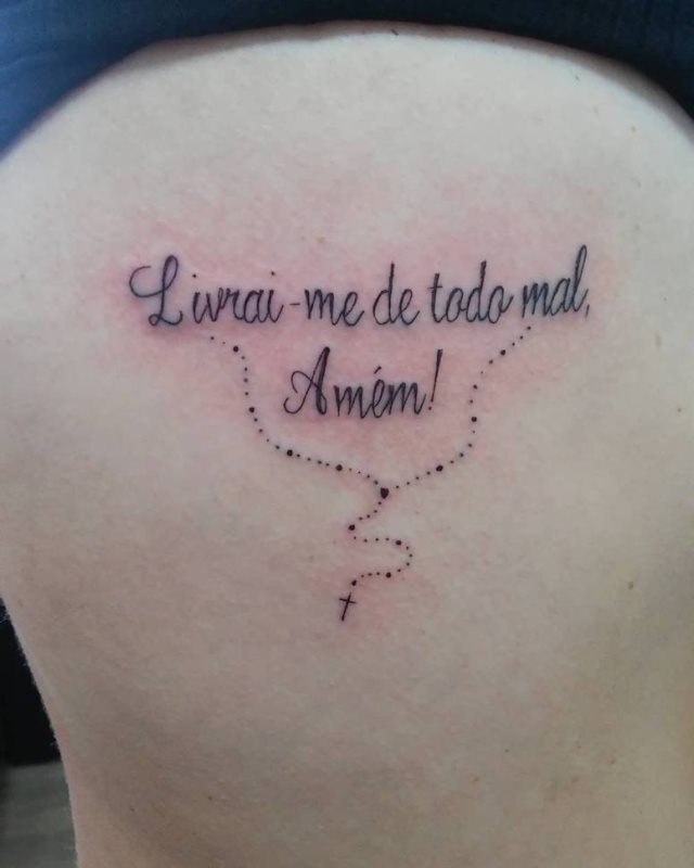 tattoo feminin pour cotes 01