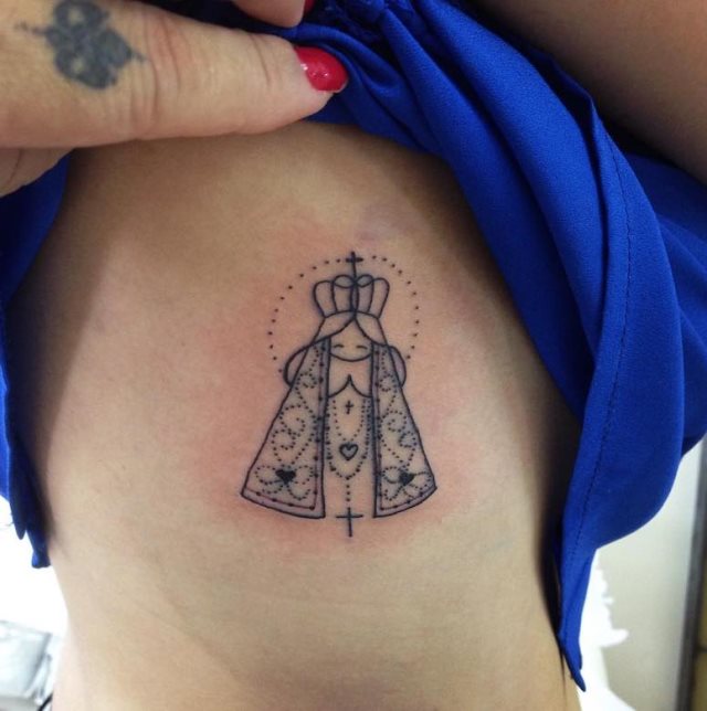 tattoo feminin pour cotes 32