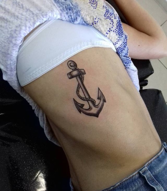 tattoo feminin pour cotes 57