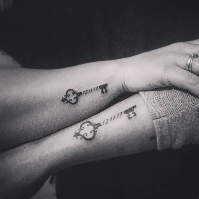tattoo feminin pour couple 04