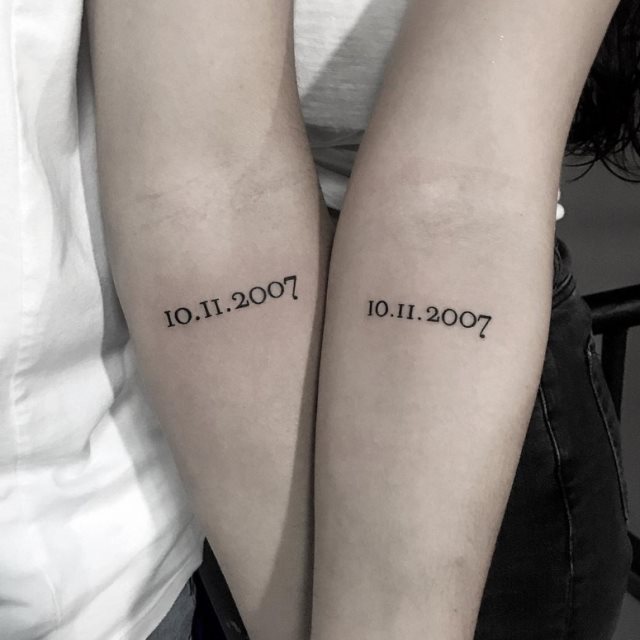 tattoo feminin pour couple 15