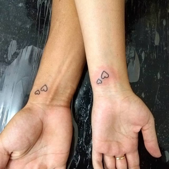 tattoo feminin pour couple 70