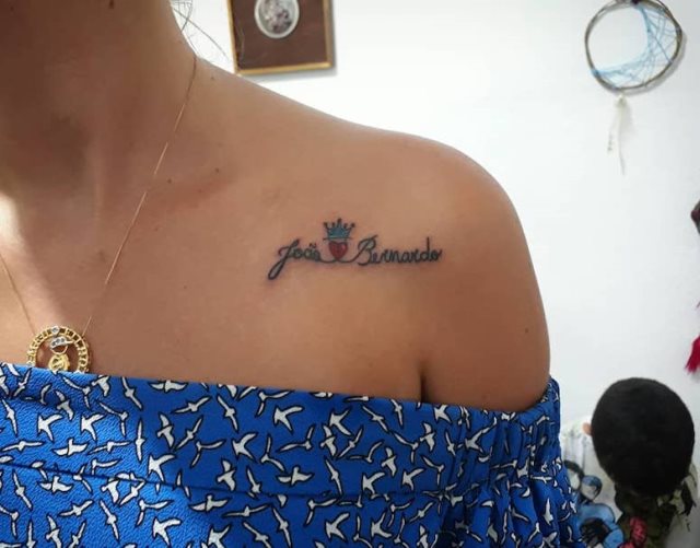 tattoo feminin pour epaule 51