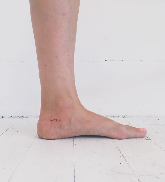 tattoo feminin pour pied 20