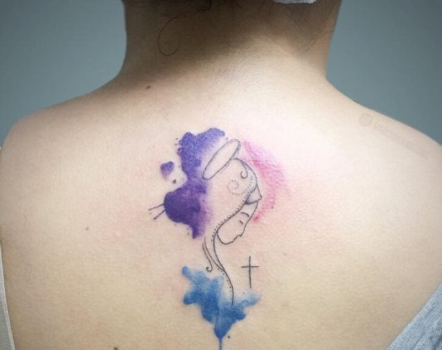 tattoo feminin religieux 60