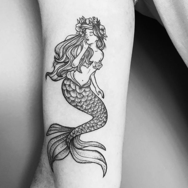 tattoo feminin sirene 03