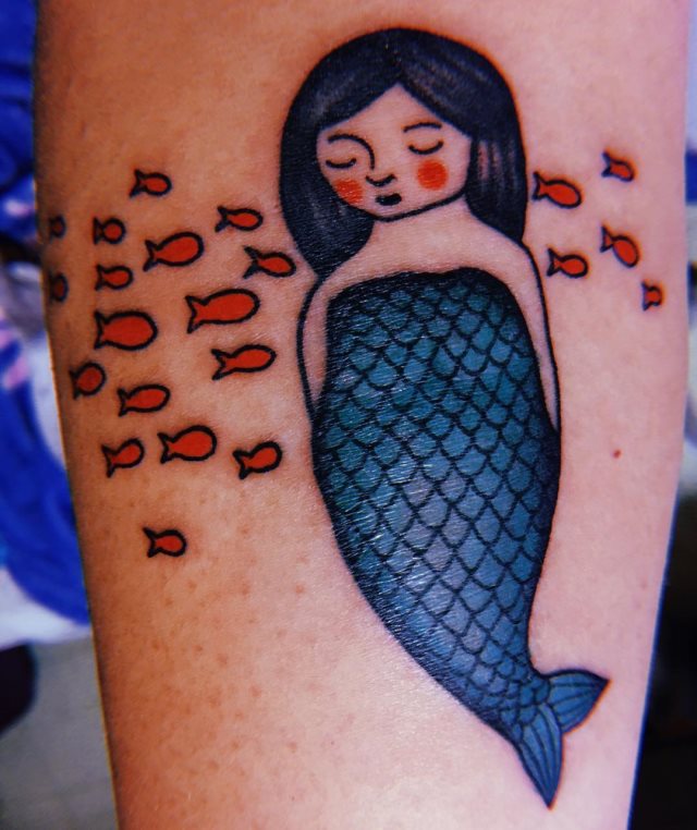 tattoo feminin sirene 13