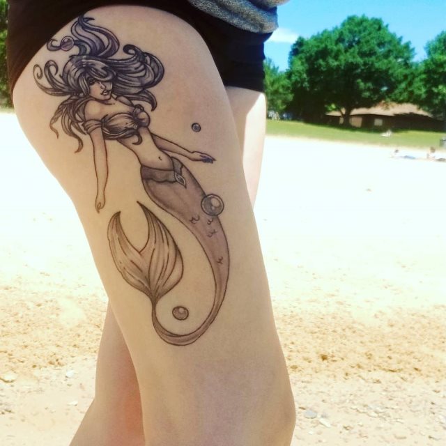 tattoo feminin sirene 16
