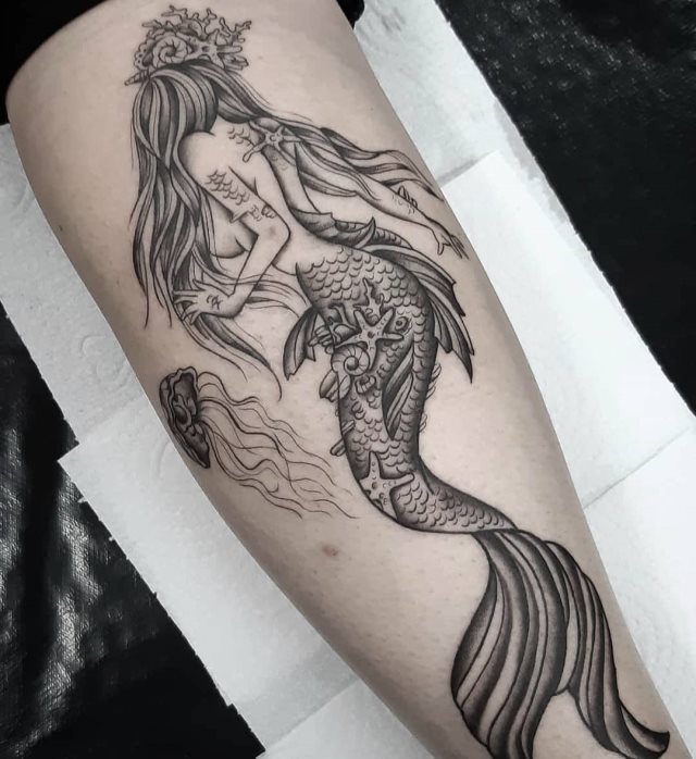 tattoo feminin sirene 53