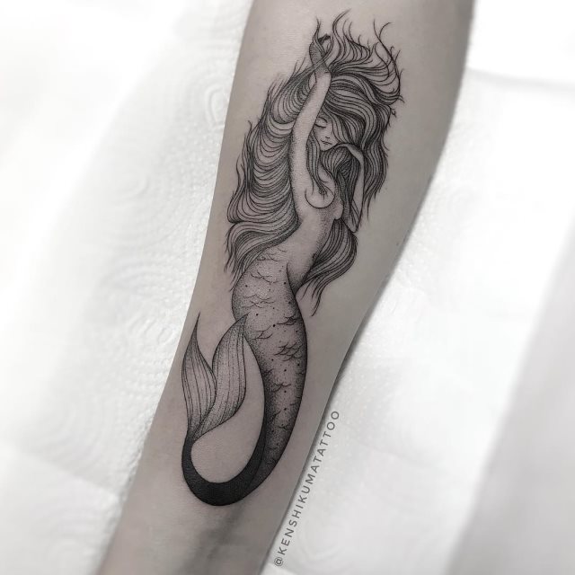 tattoo feminin sirene 55