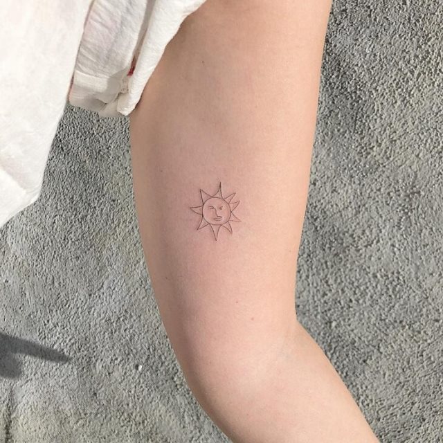 tattoo feminin soleil 04