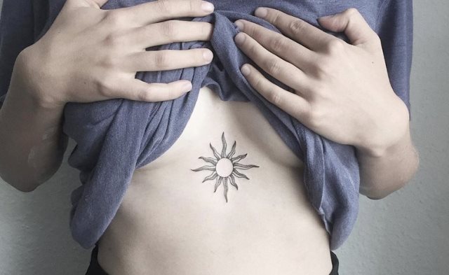 tattoo feminin soleil 31