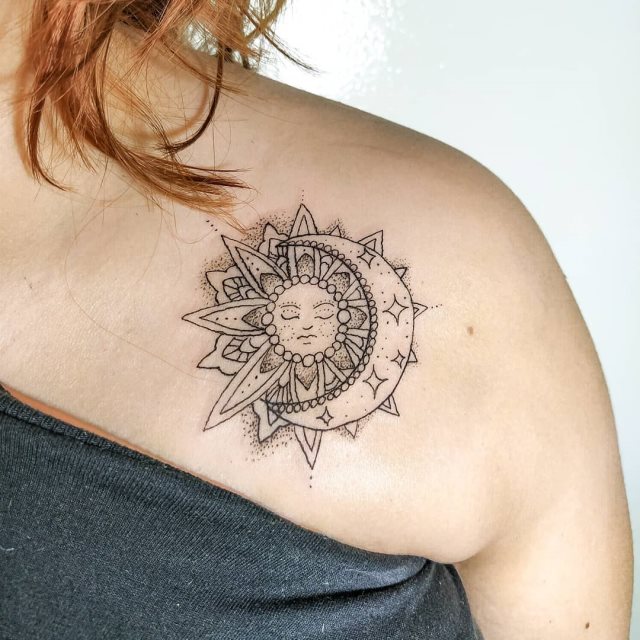 tattoo feminin soleil et la lune 103
