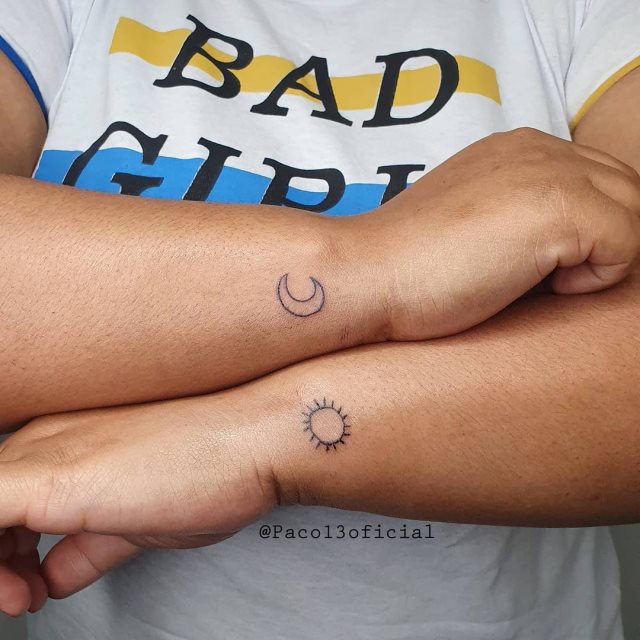 tattoo feminin soleil et la lune 13