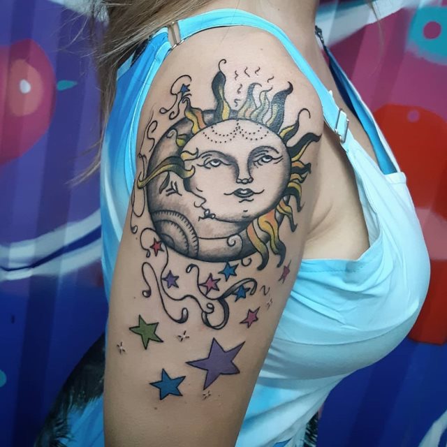 tattoo feminin soleil et la lune 29