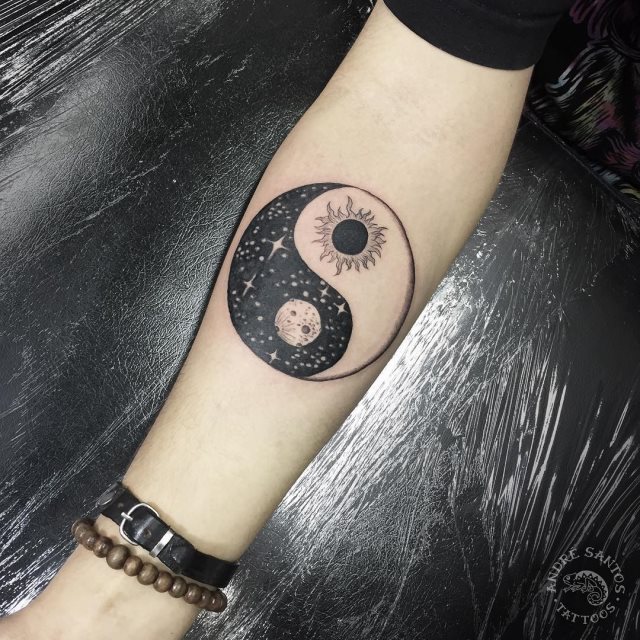 tattoo feminin soleil et la lune 31