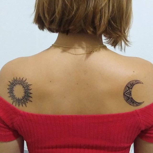 tattoo feminin soleil et la lune 50