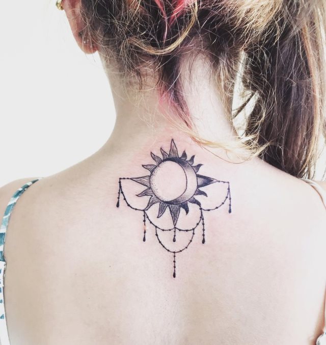 tattoo feminin soleil et la lune 59