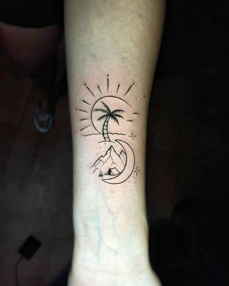 tattoo feminin soleil et la lune 61