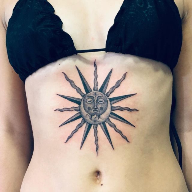 tattoo feminin soleil et la lune 91