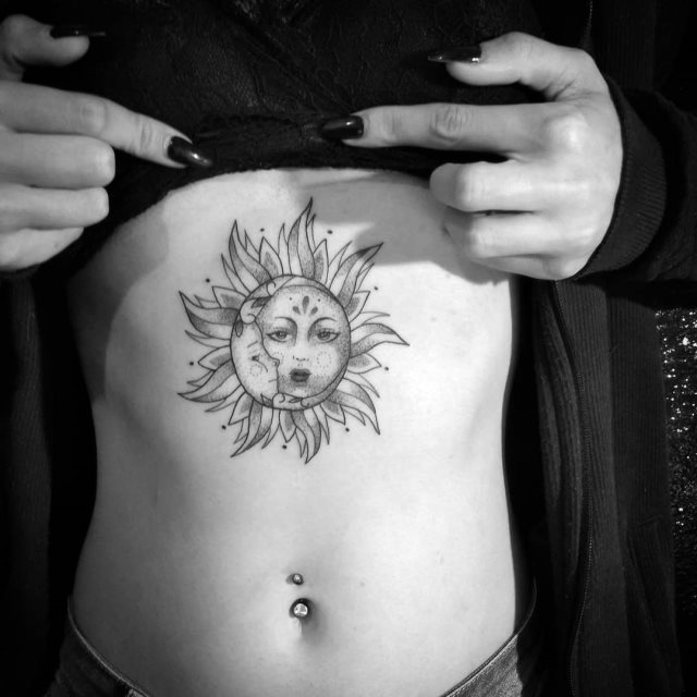 tattoo feminin soleil et la lune 94