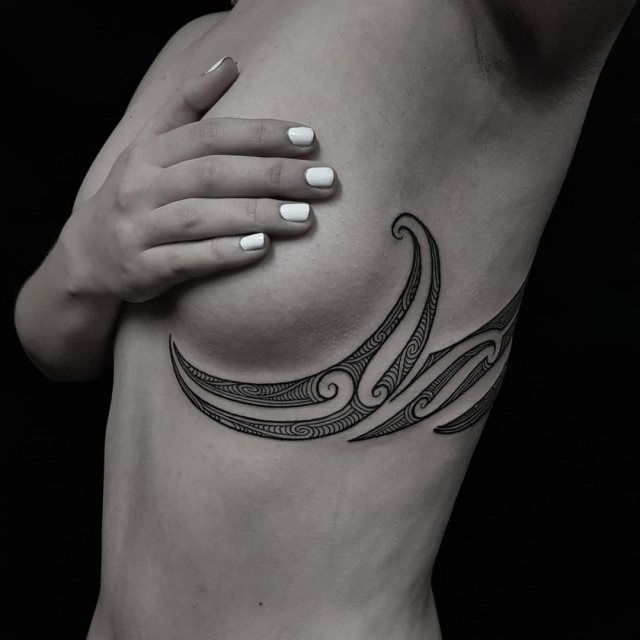 tattoo feminin style maori 05