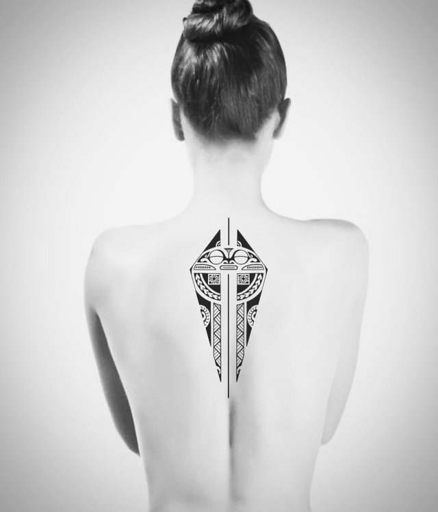 tattoo feminin style maori 14