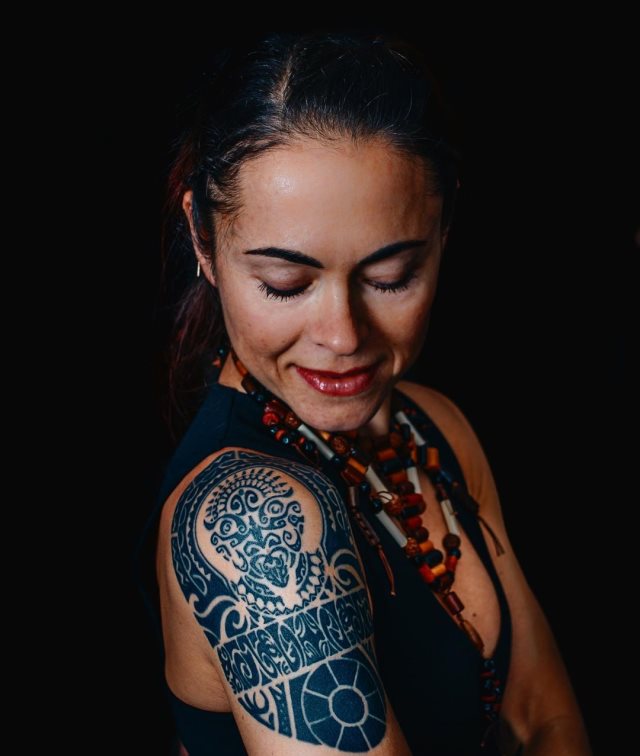 tattoo feminin style maori 20