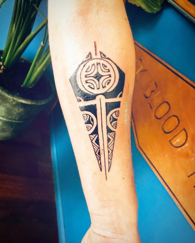 tattoo feminin style maori 30