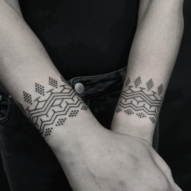 tattoo feminin style maori 32