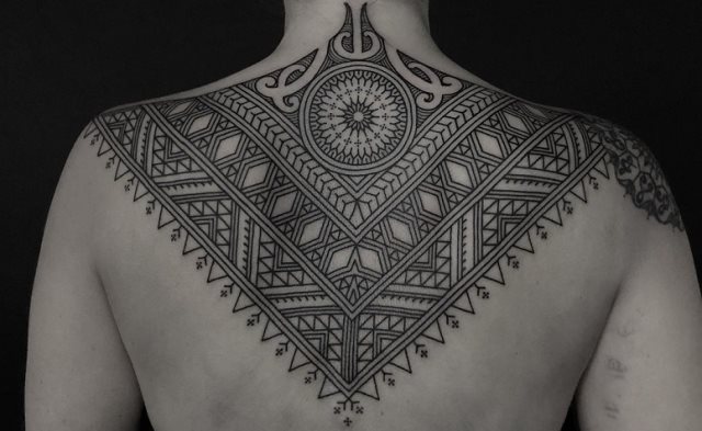 tattoo feminin style maori 36
