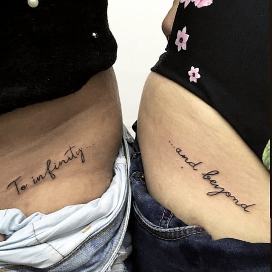 tattoo feminin symbolisent amitie 27